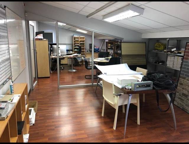 INDUSTRIAL PROPERTY TO RENT IN MKONDENI